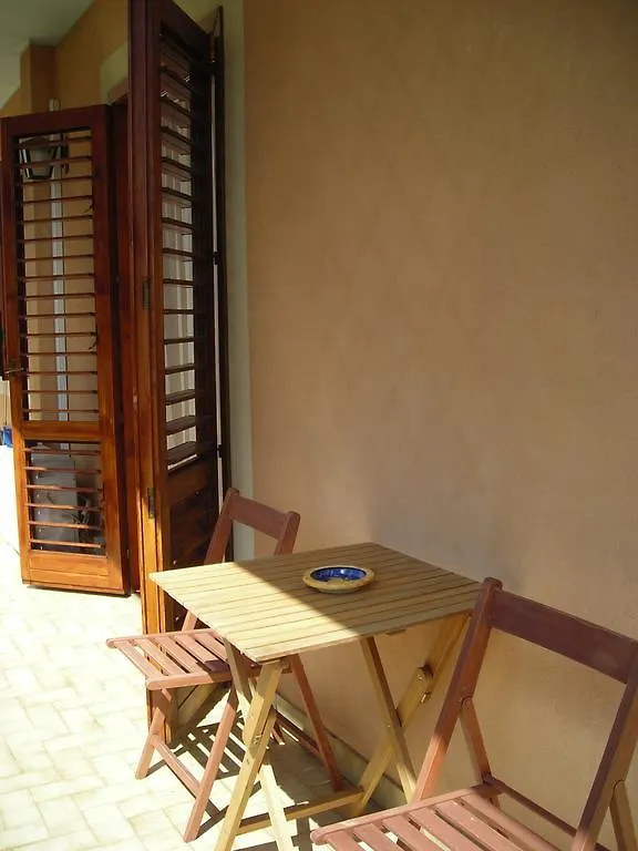 B&B Casansaldo Giarre 0*,  Italien